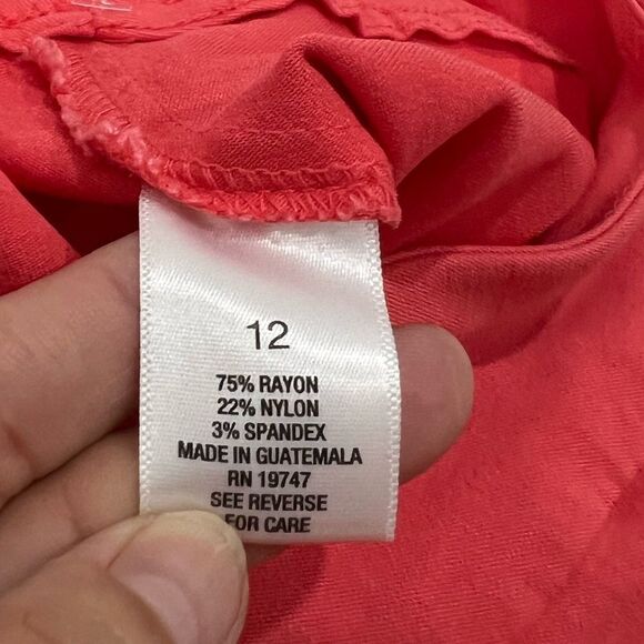 Roz & Ali coral cropped stretch capri pants side slits with gold studded size 12 - Picture 10 of 10